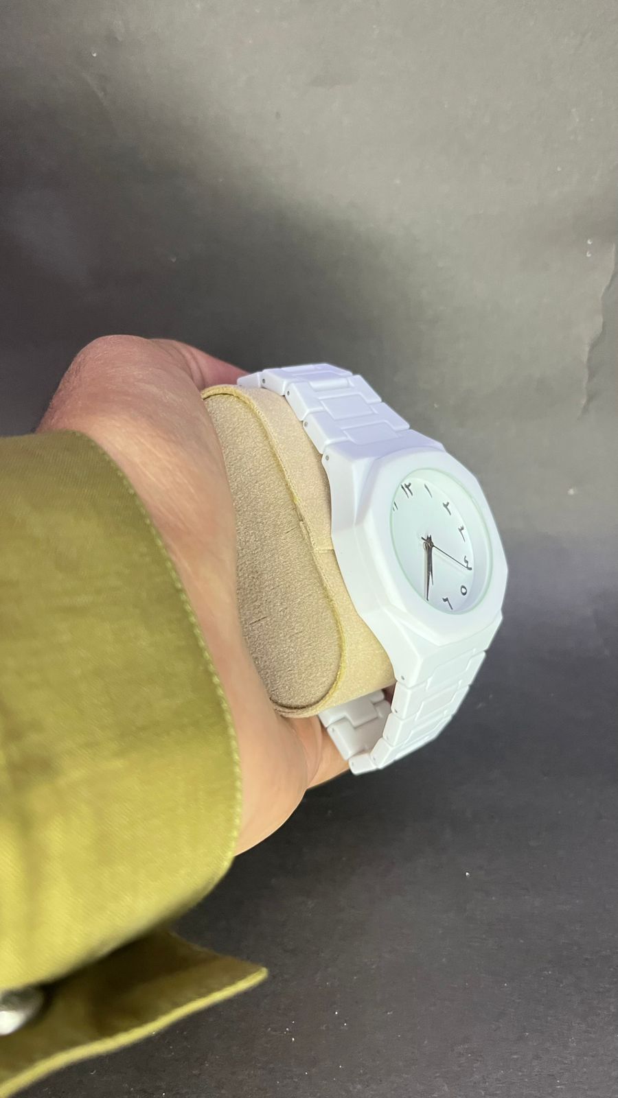 White Luxe Octa Series – Premium Stylish Analog Watch